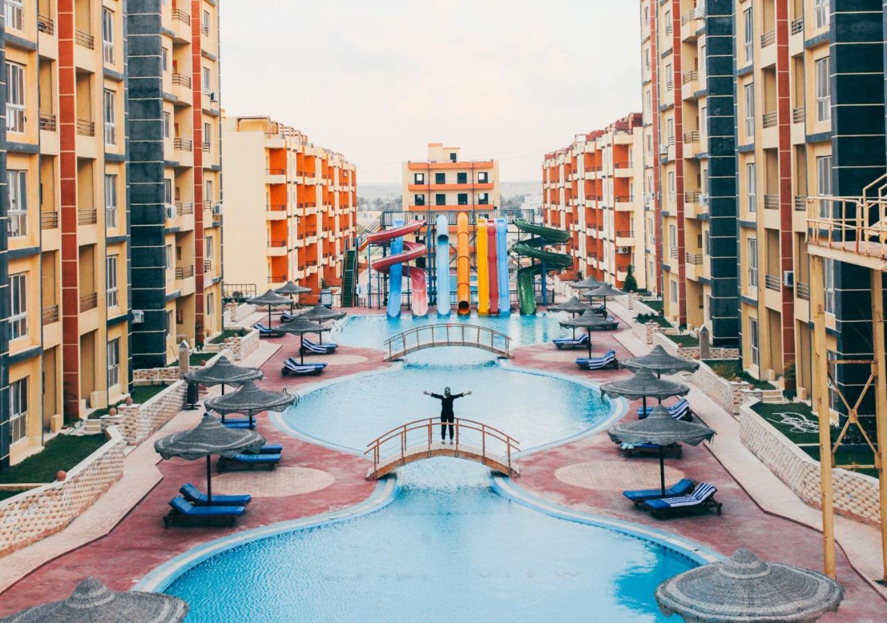 Retal View North Coast Aqua Park Hotel El Alamein Buitenkant foto