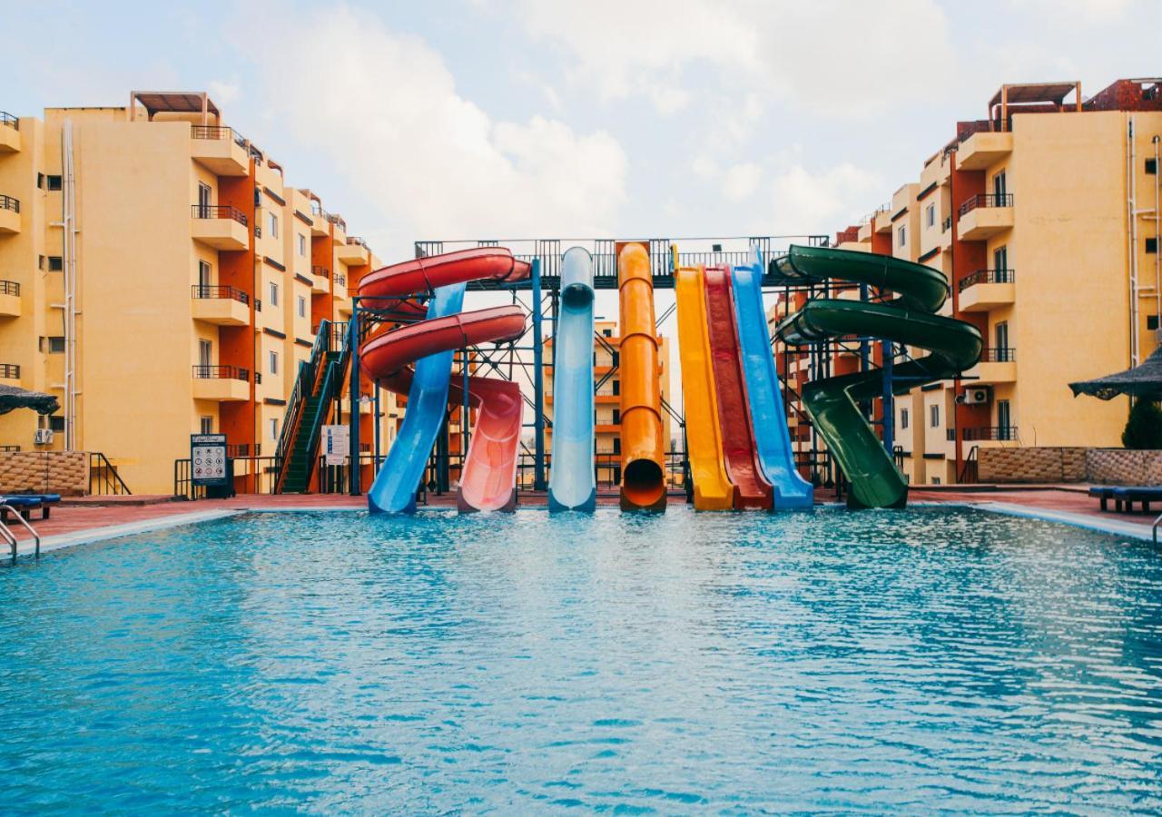 Retal View North Coast Aqua Park Hotel El Alamein Buitenkant foto